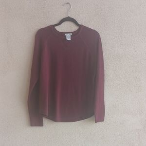 MAKE OFFER Sweet Romeo Red Crewneck Sweater with Classic Design